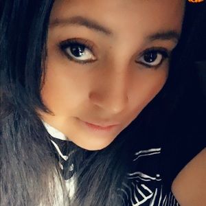 Meet your Posher, Ana